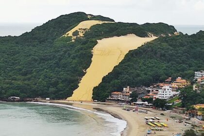 sigla-de-faccao-criminosa-aparece-em-cartao-postal-famoso-do-nordeste