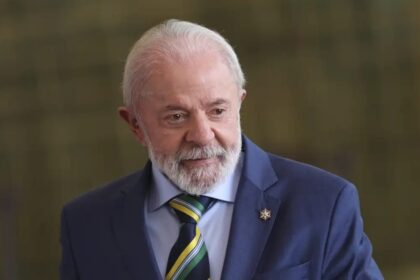poderdata/aya:-lula-lidera-1o-turno-com-40%,-mas-enfrenta-empate-tecnico-no-2o-turno