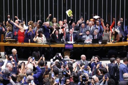 saiba-como-votaram-os-deputados-na-pec-que-acaba-com-a-escala-6×1