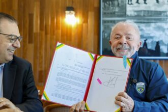 lula-sanciona-lei-que-garante-renovacao-automatica-da-cnh