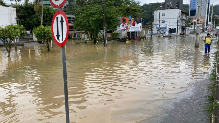 el-nino-ganha-forca-e-blumenau-acende-alerta-para-fortes-chuvas