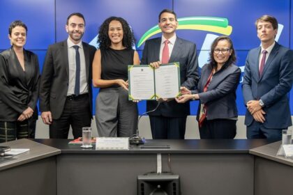 agu-garante-posse-de-servidora-exonerada-do-itamaraty-por-banca-racial