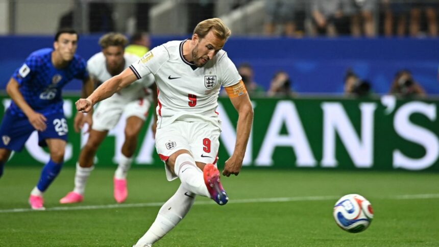 artilheiro-ingles-harry-kane-chega-ao-quinto-gol-de-penalti-e-quebra-recorde-em-copas