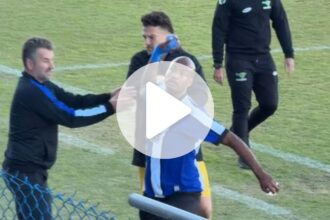 video:-atacante-de-sc-sofre-racismo-em-campo,-chama-torcida-pra-porrada-e-e-desligado-de-time