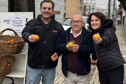 aos-86-anos,-agricultor-emociona-ao-distribuir-alimentos-de-graca-em-sc:-me-faz-feliz