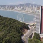 arranha-ceu-que-ameacava-cartao-postal-de-balneario-camboriu-tem-novo-rumo-apos-anos-de-disputa
