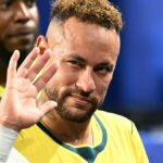 neymar-chora-apos-volta-a-selecao-brasileira-e-exalta-vini-jr.:-nosso-melhor-jogador
