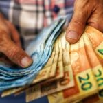 r$-6,8-mil-por-mes:-qual-estado-tem-o-maior-salario-do-brasil?-veja-o-ranking-completo-do-ibge