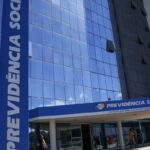 fila-do-inss-cai-ao-menor-nivel-em-21-meses,-com-1,8-milhao-de-pedidos