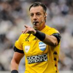 juiz,-voce-e-um-lixo:-torcida-dos-eua-vaia-raphael-claus-na-copa-e-web-faz-meme-com-arbitro