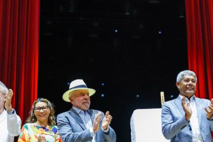 teatro-castro-alves,-em-salvador,-e-reinaugurado-apos-reforma-completa