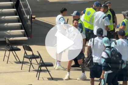 video:-messi-cai-na-gargalhada-apos-passar-por-revista-de-seguranca-antes-de-jogo-da-argentina