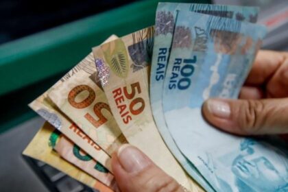 aposentados-e-pensionistas-recebem-nova-rodada-de-pagamentos-do-inss-nesta-sexta-feira-(3)