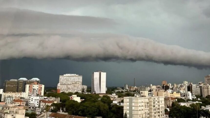 nova-frente-fria-surge-no-radar-apos-formacao-de-ciclone-que-traz-chuvas-e-queda-de-temperatura