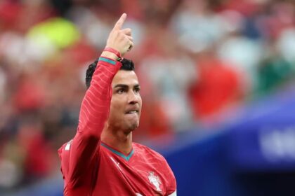 cristiano-ronaldo-segue-so-quatro-jogadores-de-portugal-no-instagram;-veja-quem-sao
