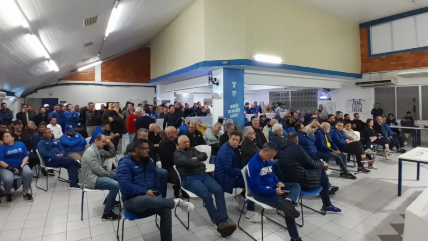 socios-do-avai-aprovam-constituicao-da-saf-e-definem-passo-decisivo-em-votacao-nesta-terca-feira