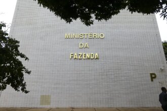 governo-deve-recorrer-ao-stf-sobre-pec-de-agentes-de-saude