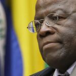 sem-recurso-e-aliancas,-joaquim-barbosa-desiste-de-disputa-presidencial