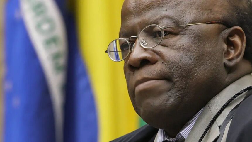sem-recurso-e-aliancas,-joaquim-barbosa-desiste-de-disputa-presidencial