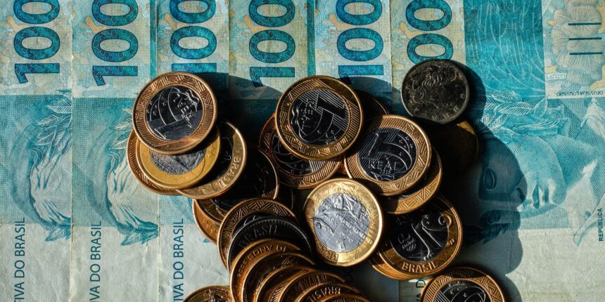beneficiarios-com-nis-de-final-6-recebem-bolsa-familia-de-julho