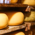 anvisa-manda-recolher-lote-de-queijo-famoso-por-contaminacao-e-risco-a-saude;-consumo-deve-ser-interrompido-imediatamente