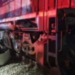 carro-atinge-trem-em-cruzamento-durante-madrugada-em-sc