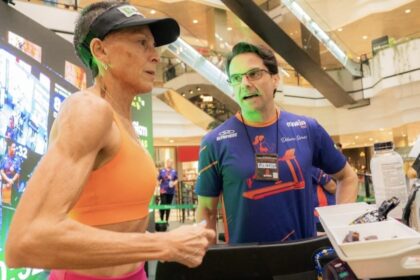 ultramaratonista-de-55-anos-corre-mais-de-170-km-no-primeiro-dia-de-desafio-e-segue-na-busca-do-recorde-mundial-em-sc