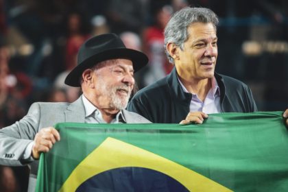 governo-lula-como-vitrine:-nova-estrategia-de-haddad-pode-ofuscar-a-propria-candidatura-em-sp?