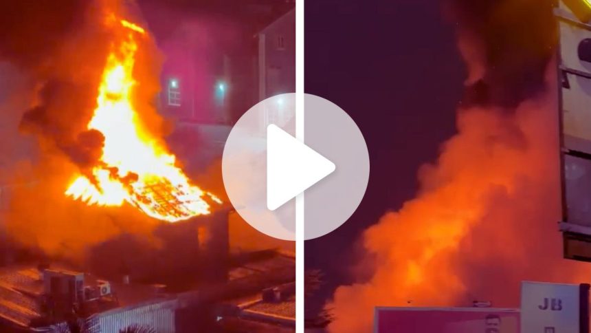 video:-incendio-de-grandes-proporcoes-consome-indaia-eventos-e-assusta-o-centro-de-joinville