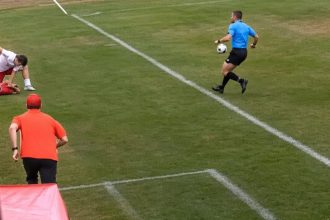 video:-jogador-sofre-agressao-apos-ataque-de-furia-em-partida-nos-estados-unidos