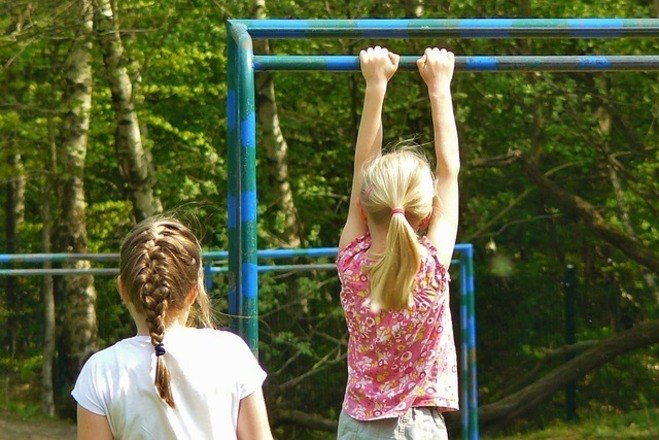 treina,-estuda-e-trabalha:-o-caso-da-menina-de-7-anos-autorizada-a-ser-influenciadora