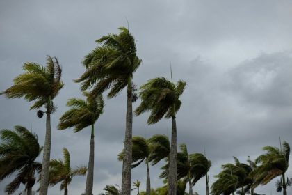 el-nino-altera-o-tempo-e-traz-alerta-de-ventania-com-rajadas-de-ate-65-km/h-a-grande-florianopolis,-litorais-e-vales-de-sc