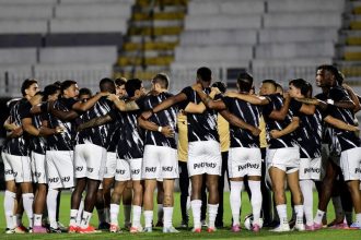 atual-campeao-da-serie-c-vive-caos-e-jogadores-entram-em-greve-por-ate-seis-meses-de-salarios-atrasados;-entenda