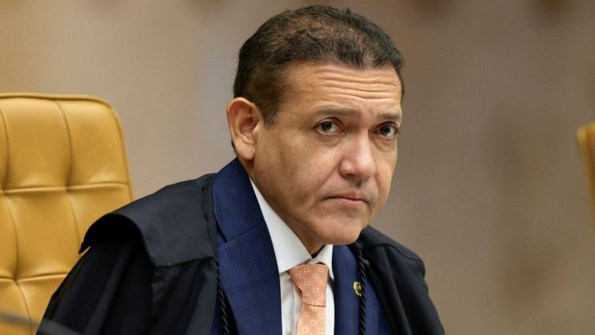 botijao-de-gas-causa-incendio-na-casa-de-nunes-marques;-ministro-do-stf-e-esposa-estavam-no-imovel