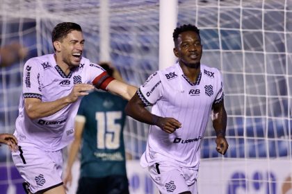 figueirense-perde-dois-jogadores-para-a-copa-sc-e-outros-podem-sair,-confirma-dirigente