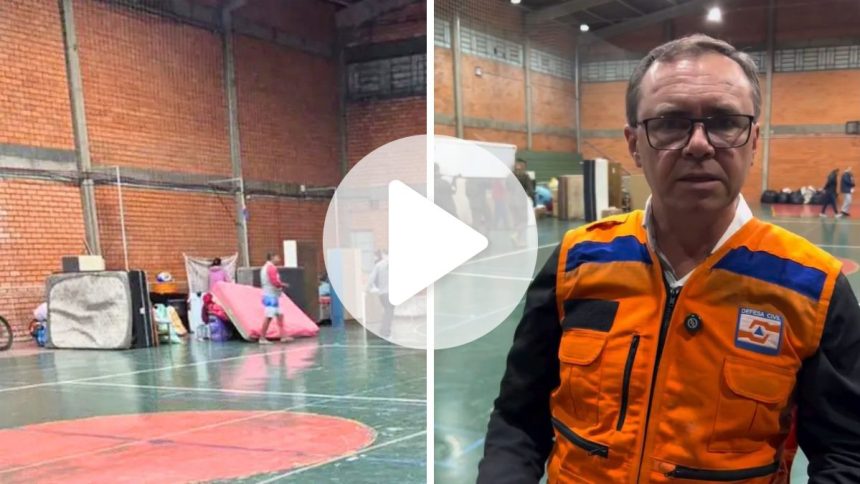 rio-sobe-7-centimetros-por-hora-e-familias-comecam-a-deixar-casas-com-ajuda-do-exercito-em-sc