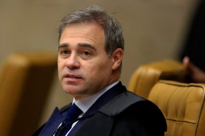 andre-mendonca-ganha-mais-de-1,3-milhao-de-seguidores-nas-redes-apos-crise-com-moraes-no-stf