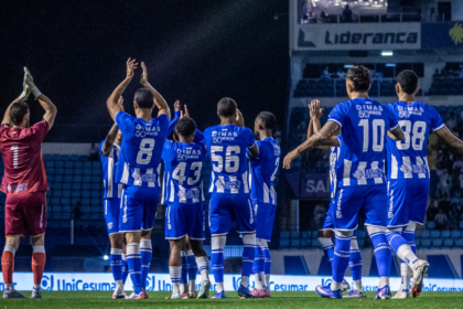 jogo-da-vida:-avai-aposta-em-ingresso-barato-para-lotar-a-ressacada