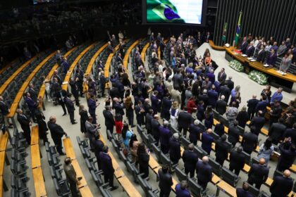 o-que-e-um-suplente-nas-eleicoes?-entenda-como-um-deputado-assume-a-vaga