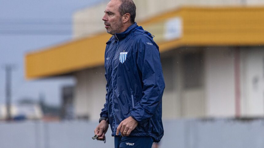 avai-e-atropelado-pelo-criciuma-e-demite-allan-aal-apos-derrota-na-serie-b